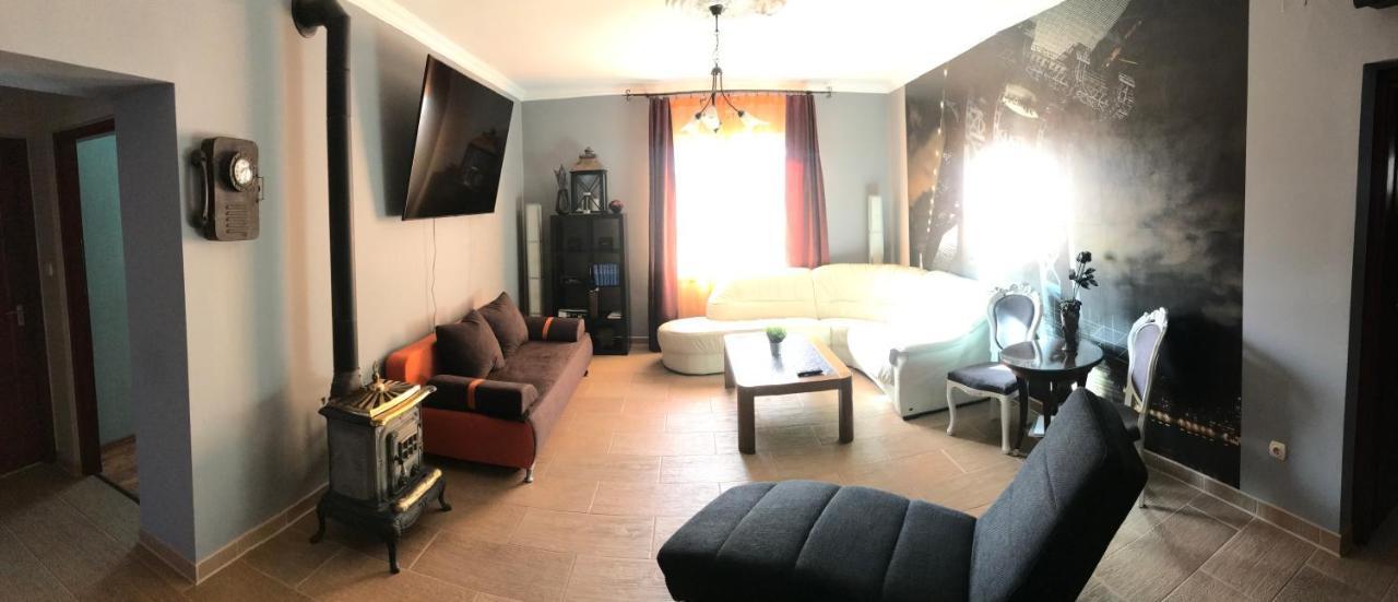 Apartament Eden Apartman Algyo Zewnętrze zdjęcie