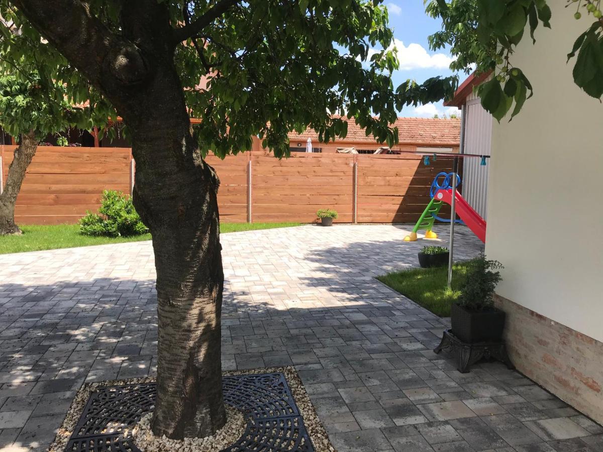 Eden Apartman Algyo Zewnętrze zdjęcie