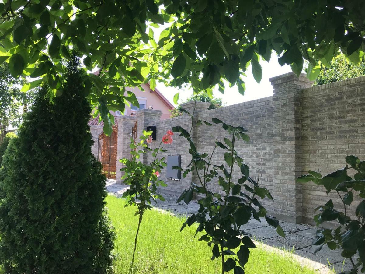 Eden Apartman Algyo Zewnętrze zdjęcie